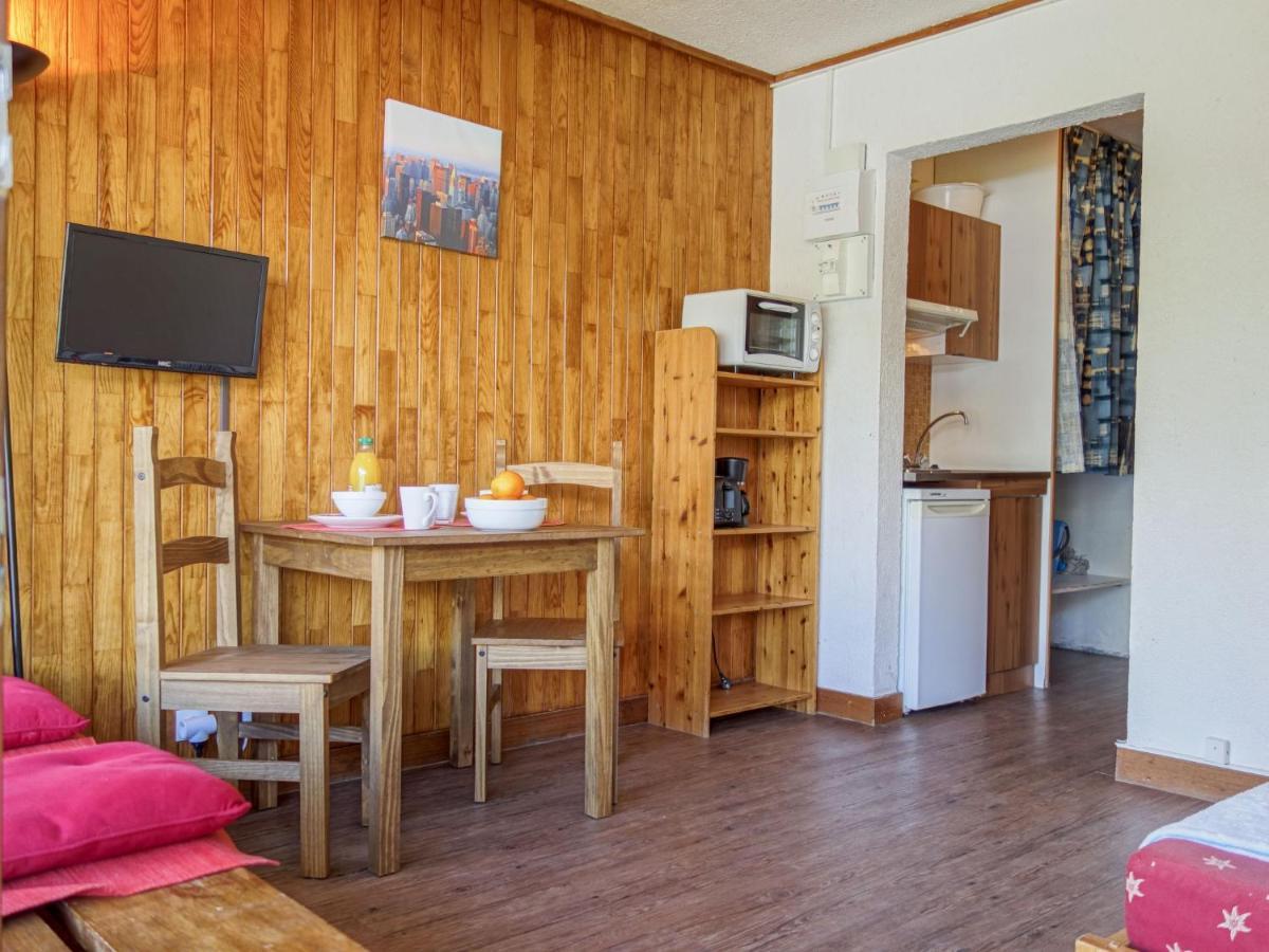 Apartment Les Pistes - Lavachet-2 By Interhome *