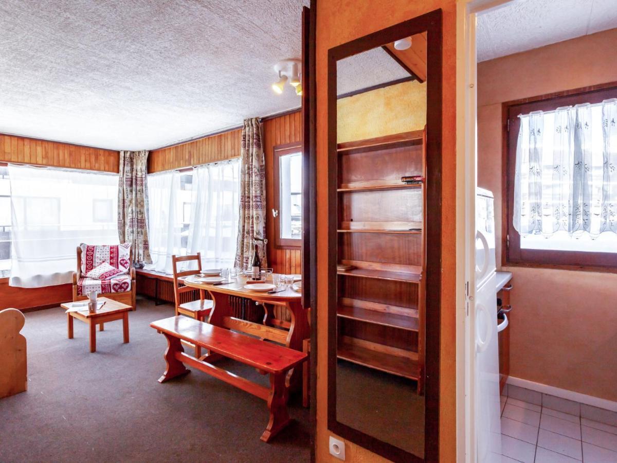 Apartment Les Pistes - Lavachet-2 By Interhome
