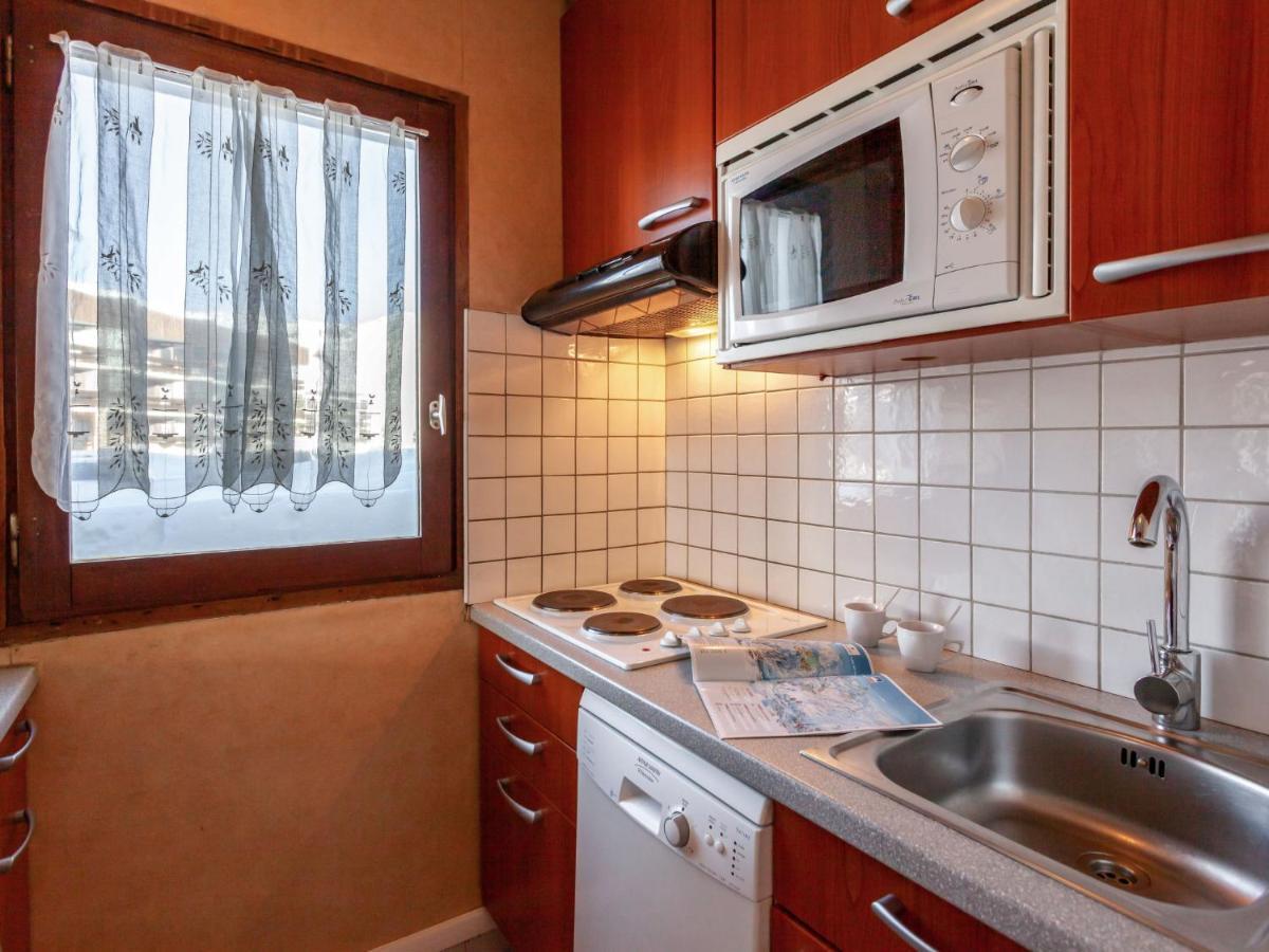 Apartment Apartment Les Pistes - Lavachet-2 By Interhome Tignes